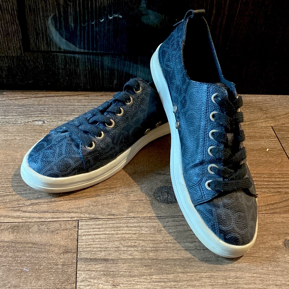 CALVIN KLEIN CK Logo Black Running Shoes!!!